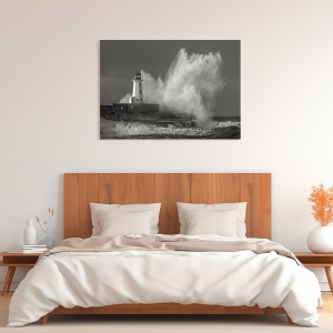 Cuadro en lienzo y lámina, Faro en el mar tormentoso (ByN)
