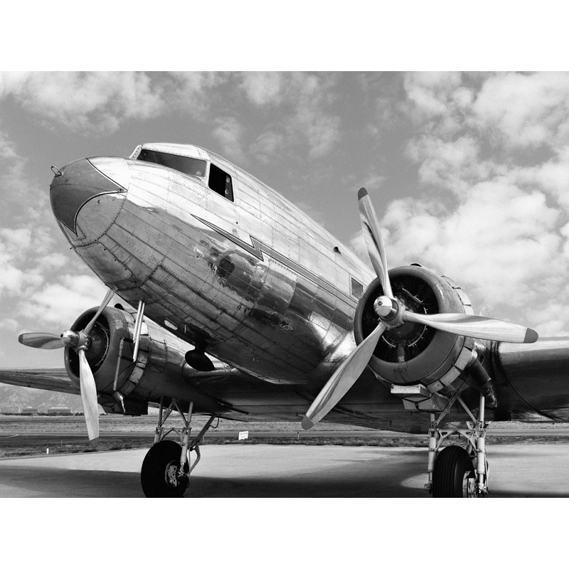 Quadro, stampa su tela. DC-3 in air field, Arizona