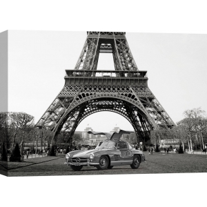 Quadro, stampa su tela. Auto sportiva sotto la Torre Eiffel (BW)
