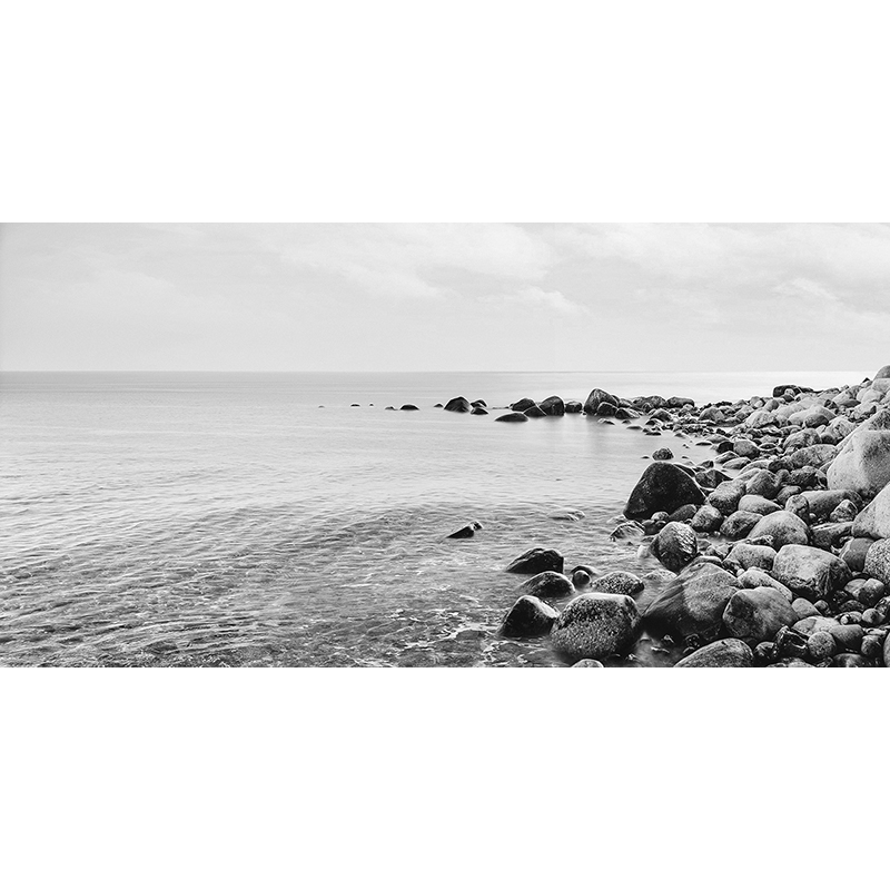 Cuadro en lienzo y lámina, Guijarros en la playa (blanco y negro)